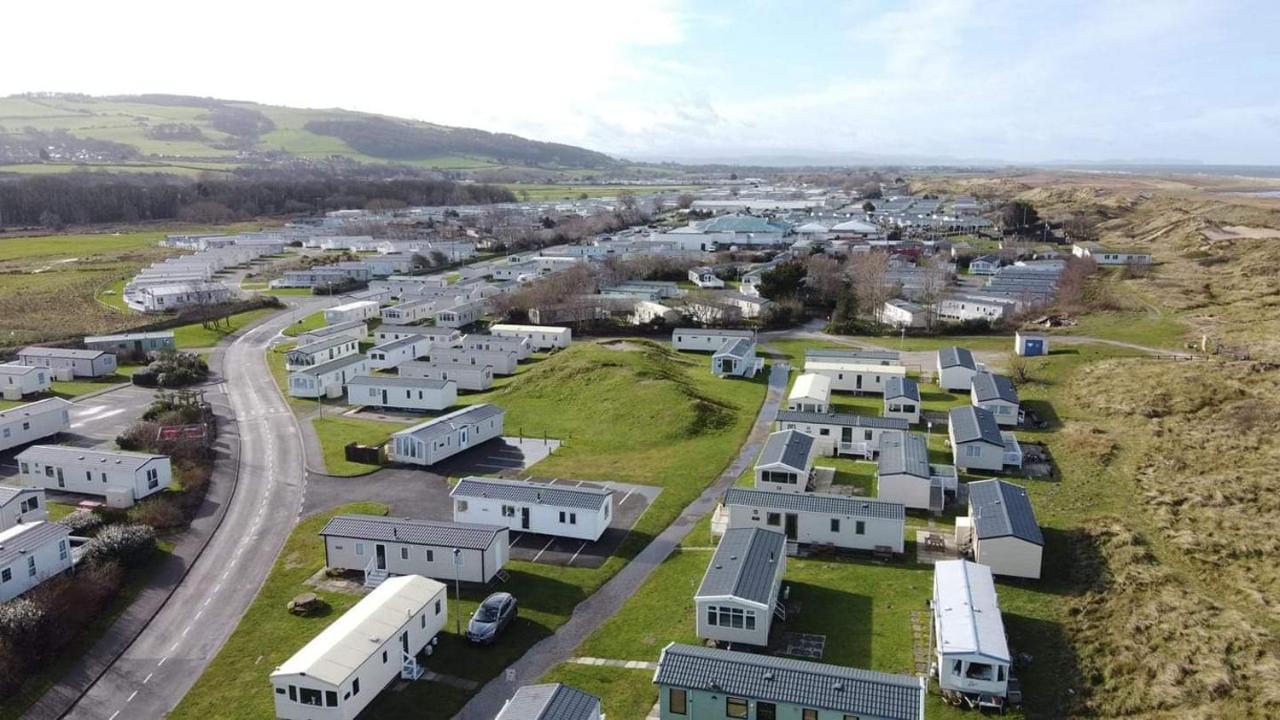 Presthaven Holiday Resort - Direct Access To Beach Prestatyn Exterior photo